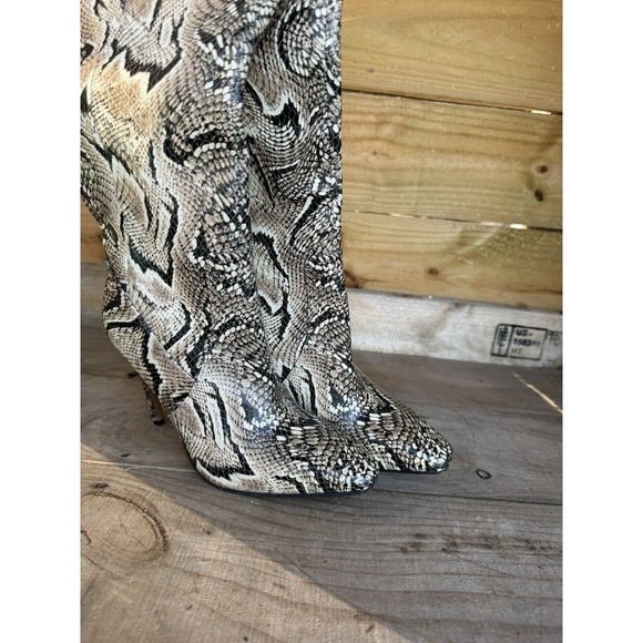 Vince Camuto Fendels Knee High Boots Size 5 Beautiful Snake Print High Heels - Picture 4 of 13